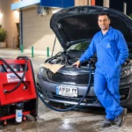 دستگاه رادیاتورشور دلشاد ماشین در حال شستشوی مدار آب خودرو